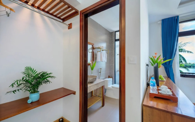 Sands River Hoi An Villa