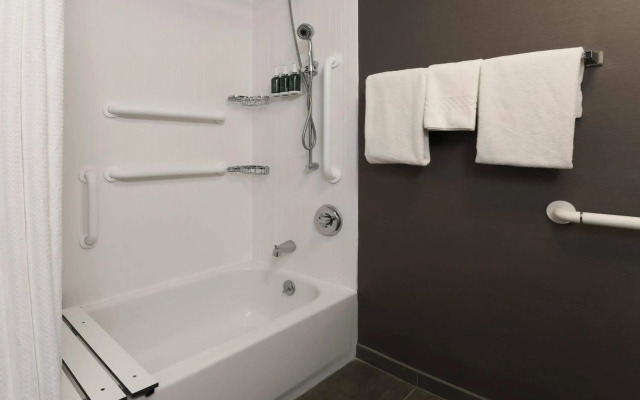 Courtyard by Marriott Tucson Airport