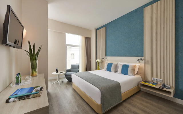 Отель Occidental Faro