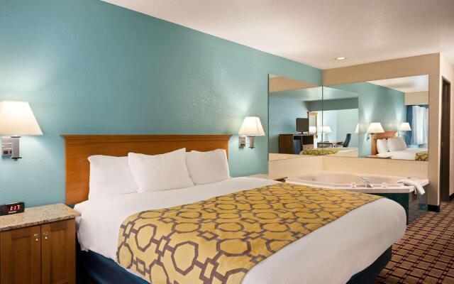 Baymont Warrenton MO