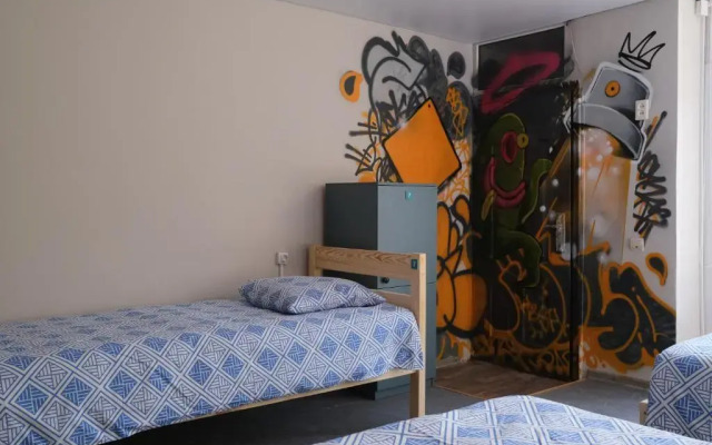 Wanderlust Riverside hostel