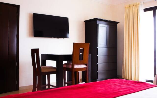 Diamond Bay by Bloom