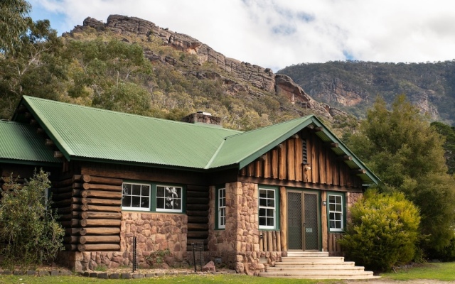 Breeze Holiday Parks - Halls Gap