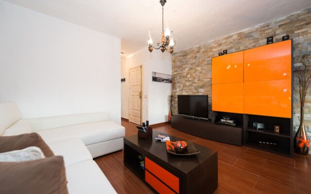 Apartment 50 Meters from the sea GC16
