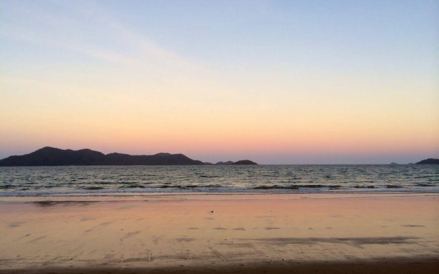 Apollo Jewel Beachfront Apartments