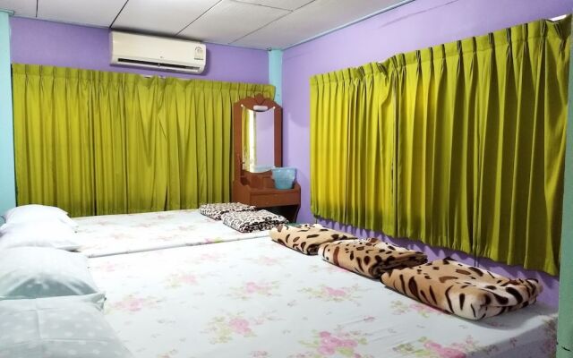 Nong Amm Homestay