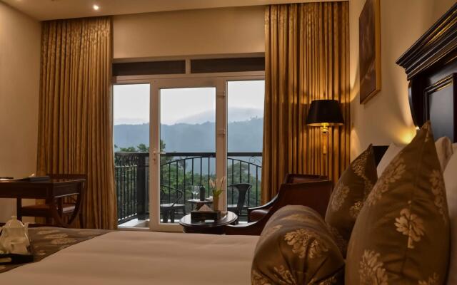 Montrose Golf Resort And Spa