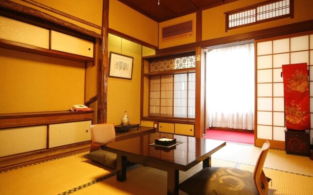 Tsubakino Ryokan