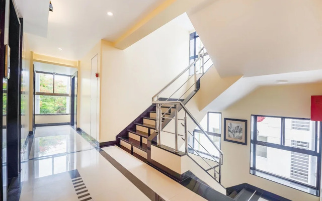 Edition O 30016 Citiotel Shivajinagar