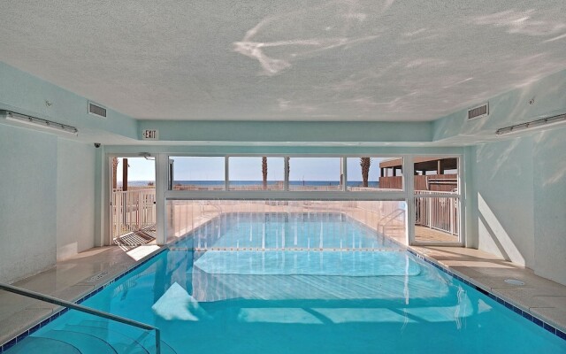 Beautiful Ocean Views! 2-bedroom, 2-bathroom! Resort Pools!