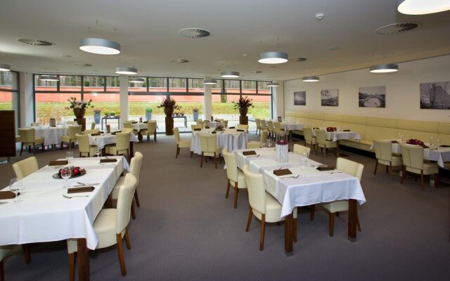 Lesni Hotel