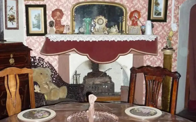 Old Colony Inn