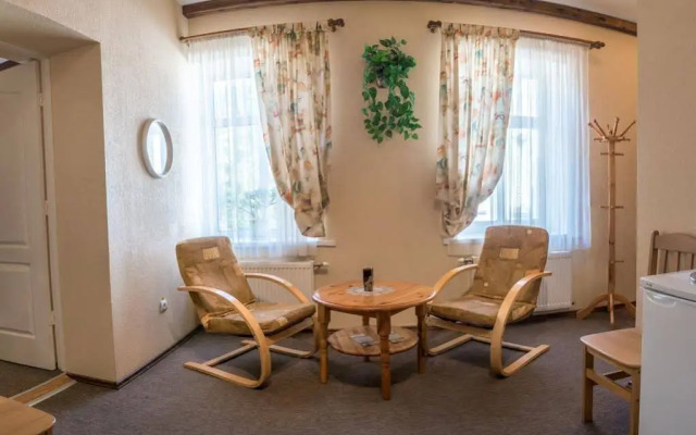 Hotel Leo