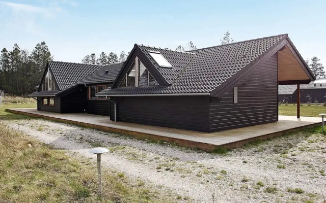 Quaint Holiday Home with Sauna in Jerup