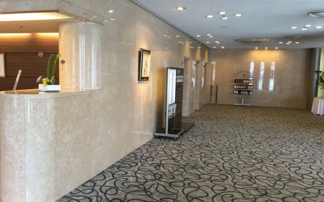 Hotel Tsu Center Palace