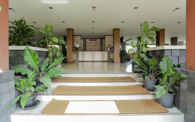 RedDoorz Plus near Farmhouse Lembang
