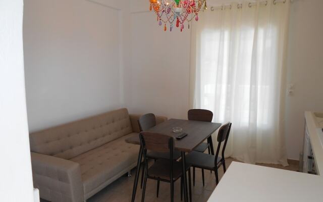 Dahlia Apartments and Studios