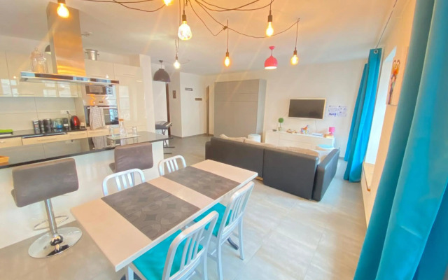 Broadway by Stay Swiss