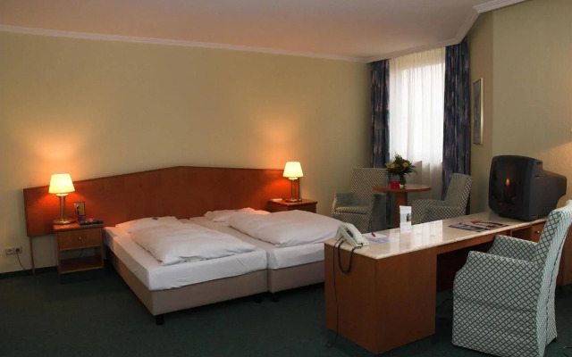 Spark by Hilton Wuppertal City Centre