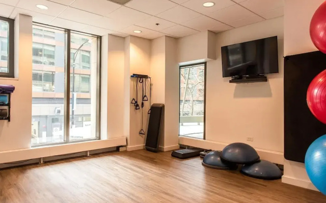 Furnished Suites Near Navy Pier