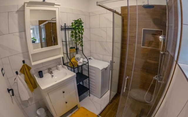 Deluxe Apartments "Nona Fa"