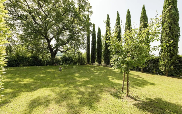 Studio With Pool And Orchard