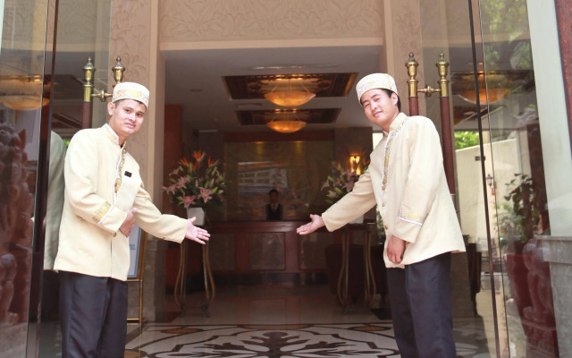 Flower Garden Hotel