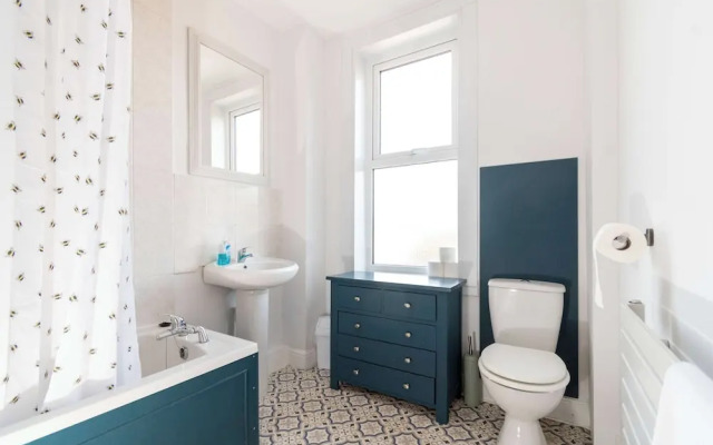 Host Stay Argie House