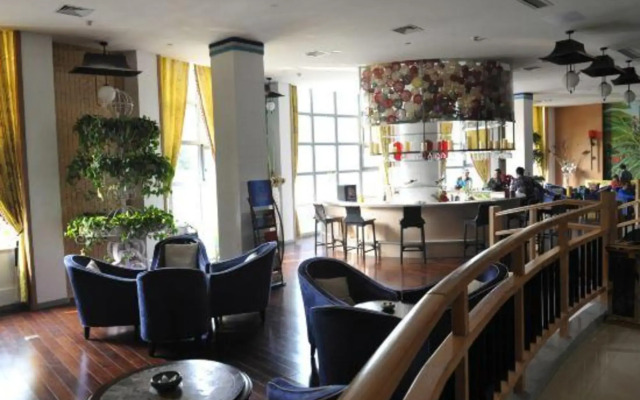 Yunjin Hot Spring Hotel