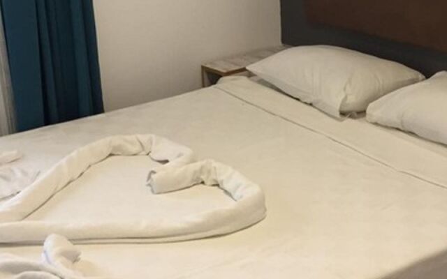 Double Comfort Otel Sarıgerme