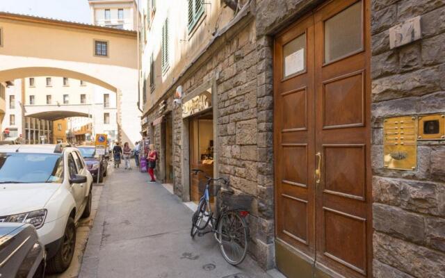 Apartment Ponte Vecchio Balcony