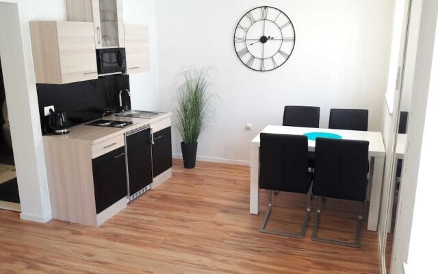 Downtown Park Suites