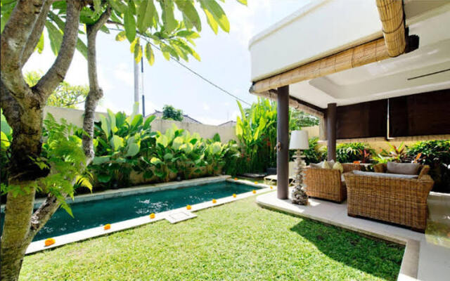 Happy Umalas Villas