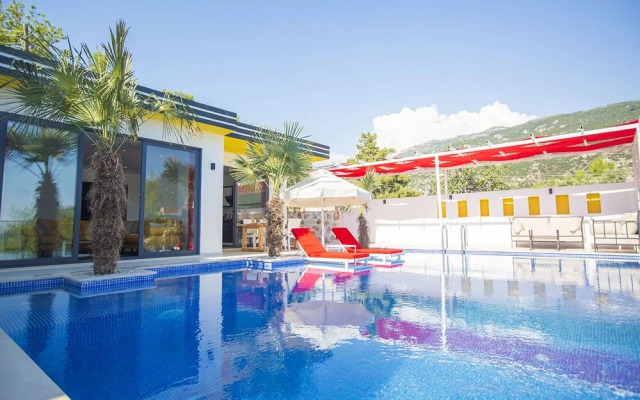 Villa Ebrar by Akdenizvillam