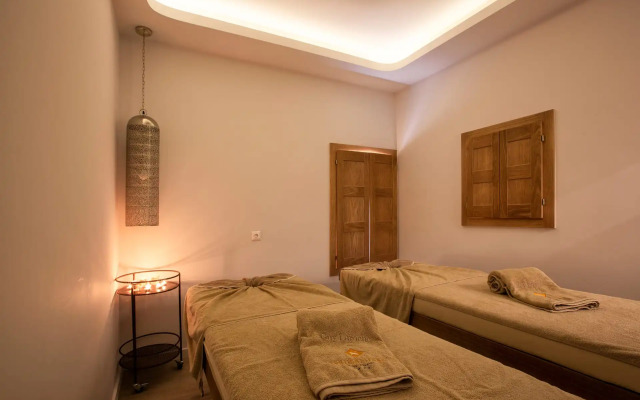 Samian Mare Hotel Suites & Spa