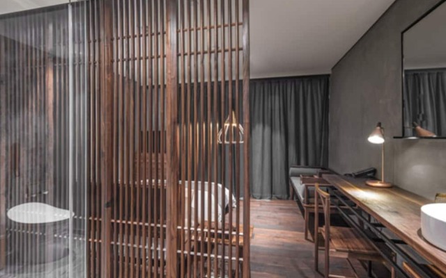 Yu Hotel
