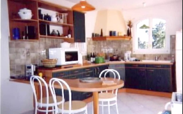 House With 3 Bedrooms in Porto-vecchio, With Enclosed Garden and Wifi