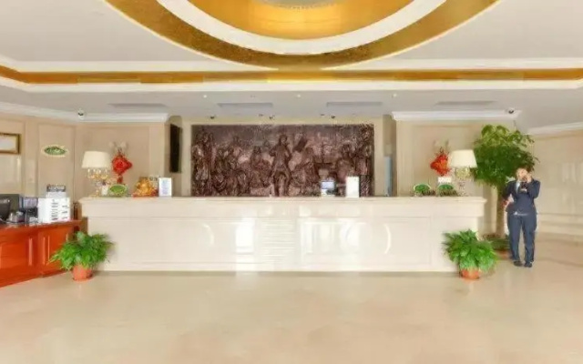 Vienna Hotel Shanghai Hongqiao National Exhibition Cente Sijing Metro Station