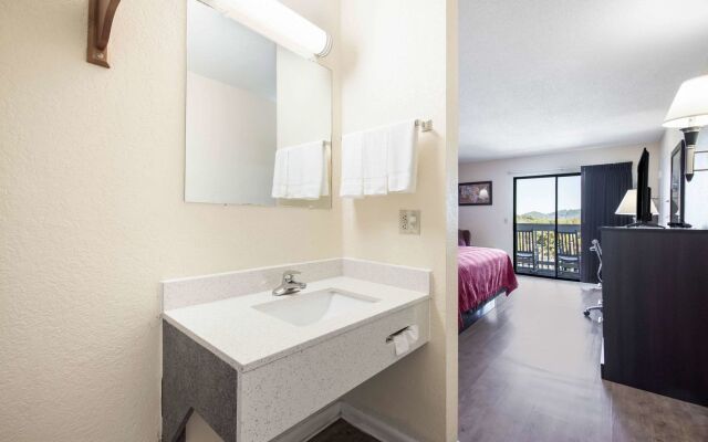 Econo Lodge Waynesville