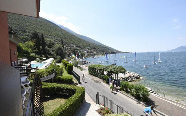 Beach Hotel Rosa