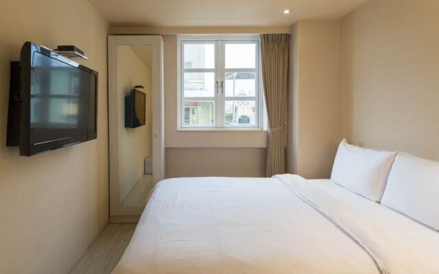 Kindness Hotel Houyi Jiuru