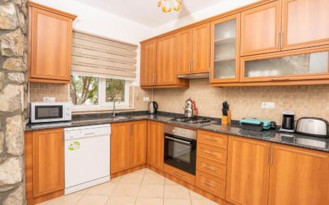 Villa Hill 2