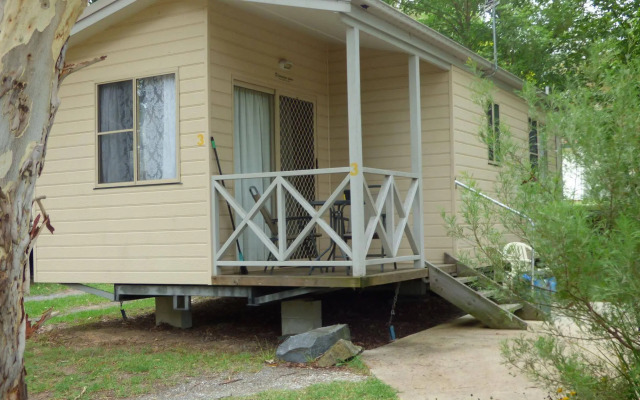 Tenterfield Lodge and Caravan Park