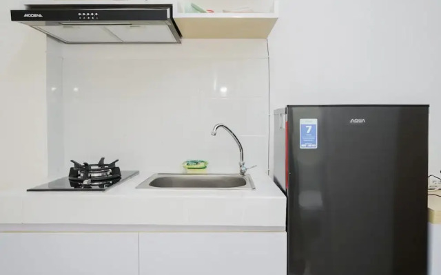 Comfort with Garden View Studio Apartment M-Town Residence