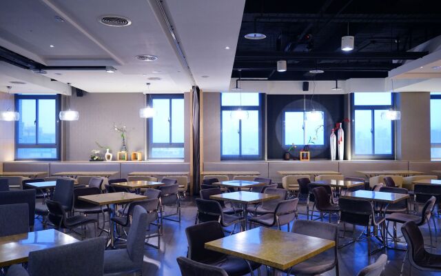 Beacon Hotel