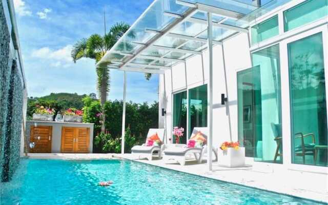 Skylight New 2 bedrooms Villa
