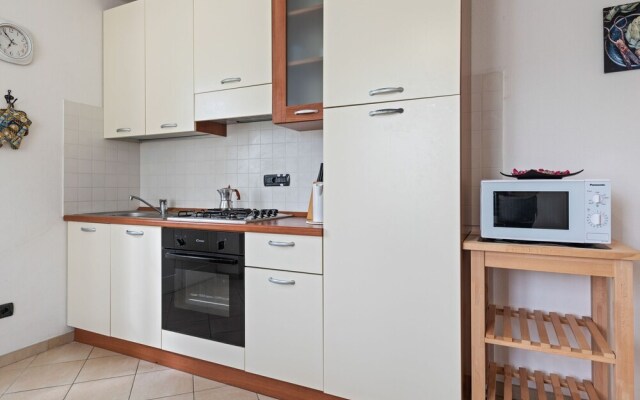 Traditional Holiday Home in Moneglia With Private Terrace