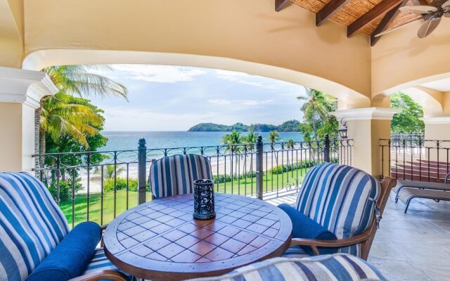 Stunning beachfront Flamingo mansion with incomparable ocean setting