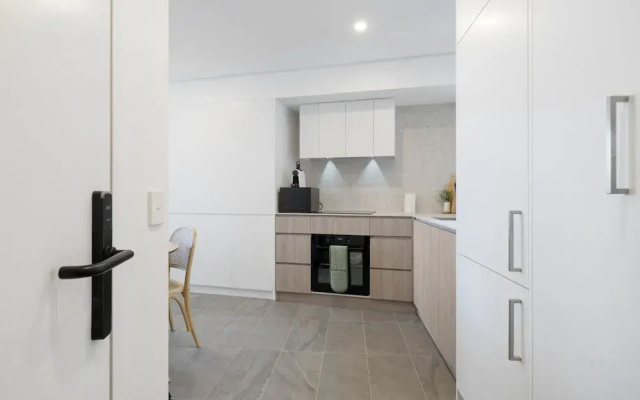 Bright 1-bedroom Escape With Private BBQ