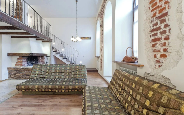 Apartments on Karl Marx str 20